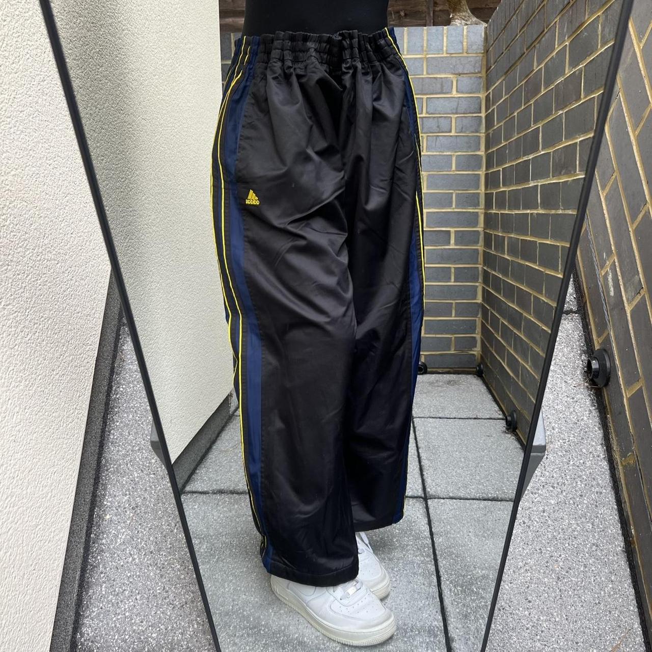 Old hot sale adidas joggers