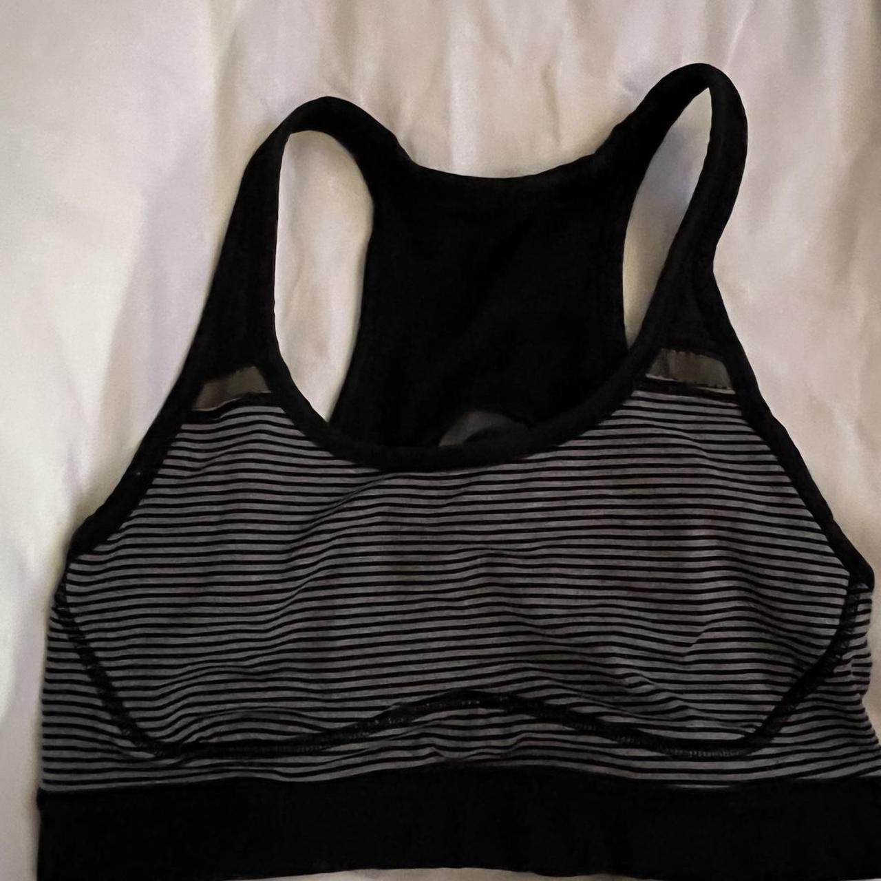 Lululemon bra size 6 lululemon size (UK 10). Great... - Depop