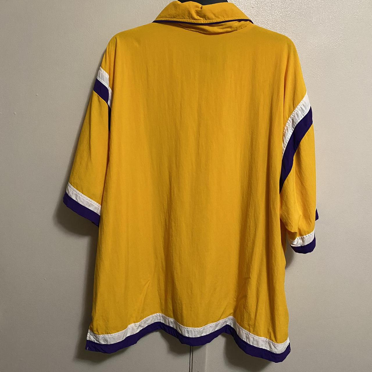 Vintage Los Angeles Lakers Nike Center Swoosh - Depop