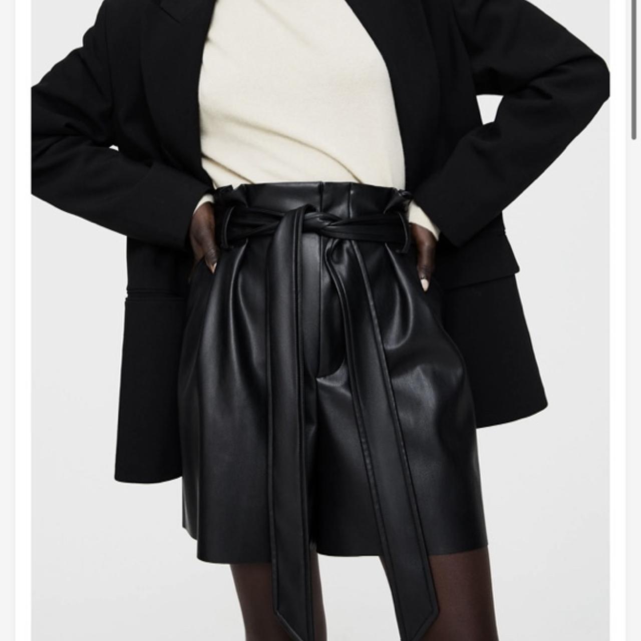 New faux leather paper bag Bermuda shorts from