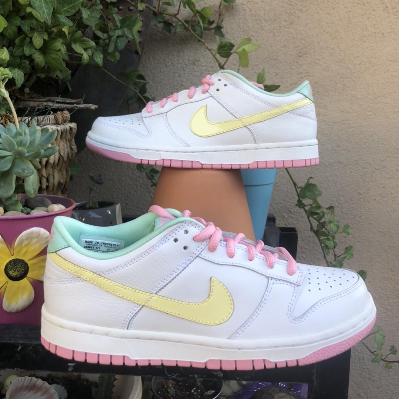 nike dunk guava ice