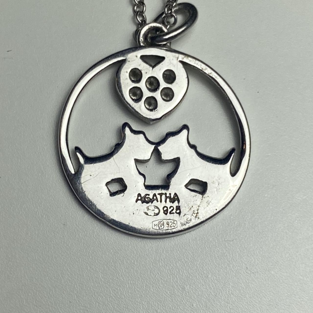 Agatha necklace dog best sale