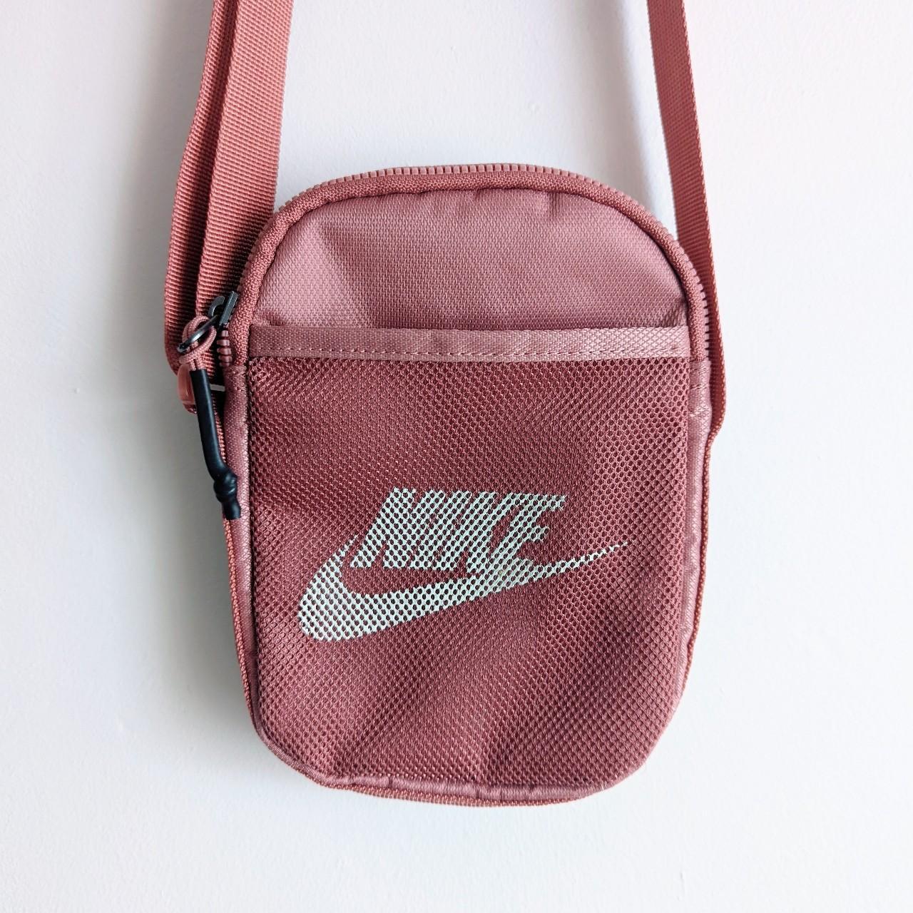 Nike Women's Pink Bag | Depop