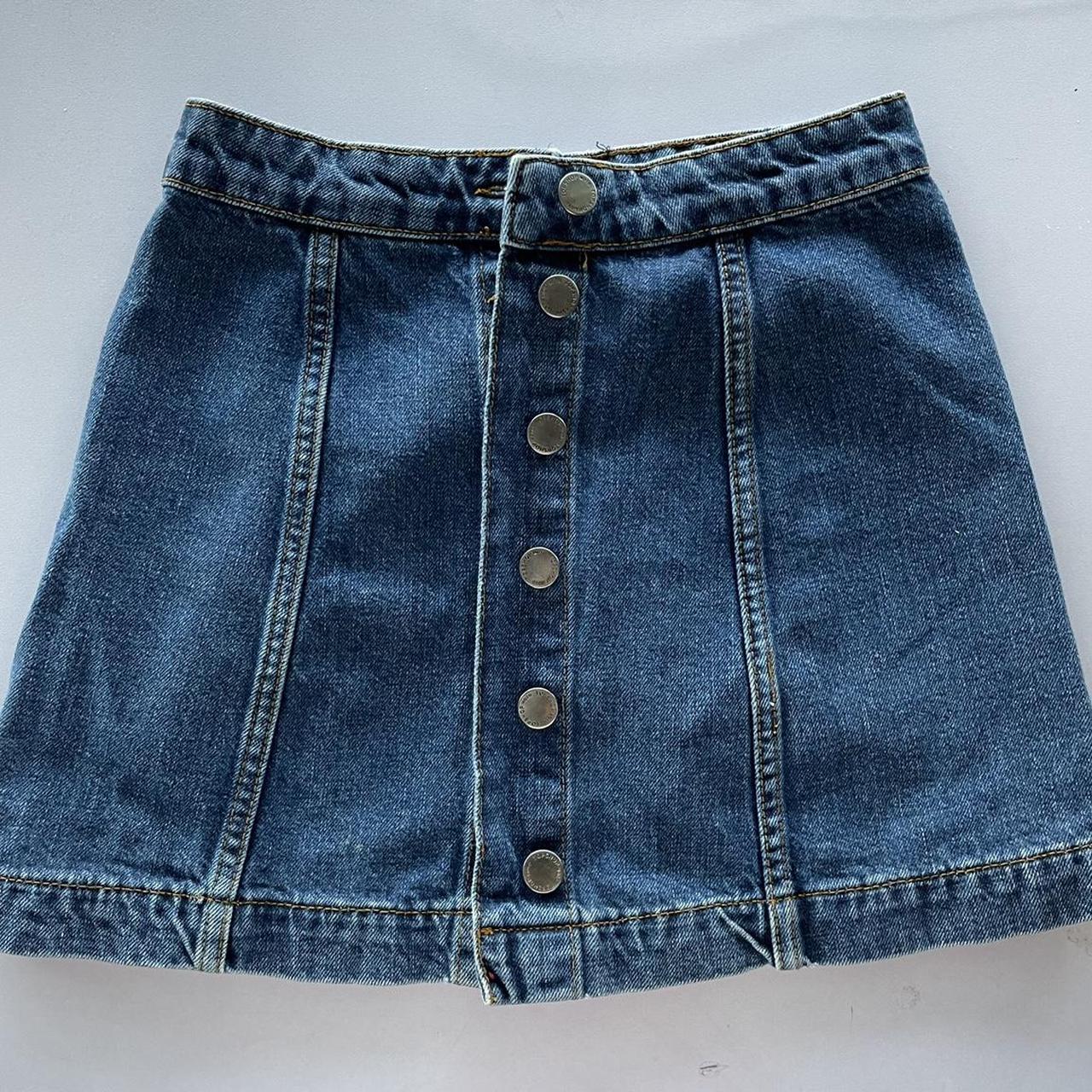 buttoned denim mini skirt from top shop petite... - Depop