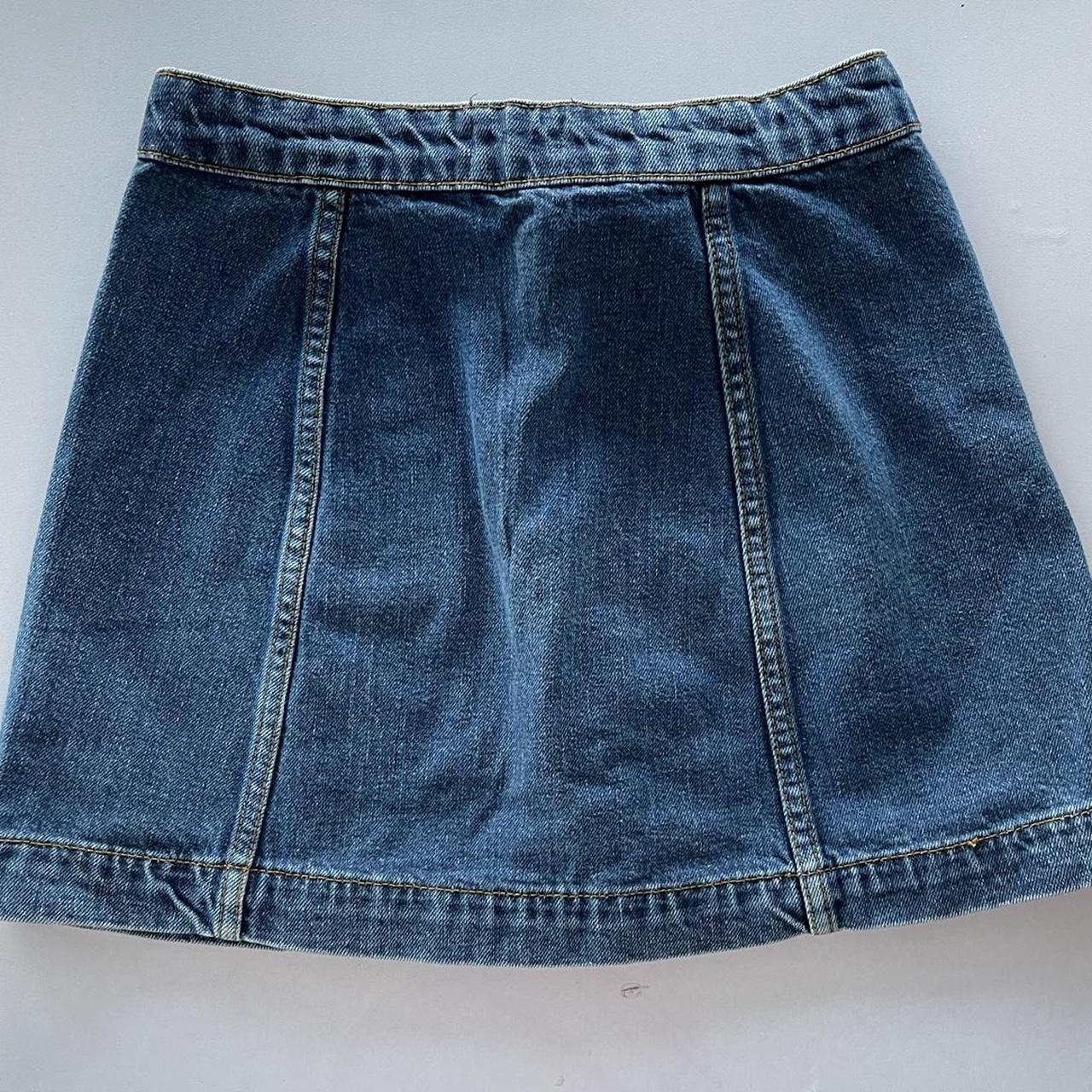 buttoned denim mini skirt from top shop petite... - Depop