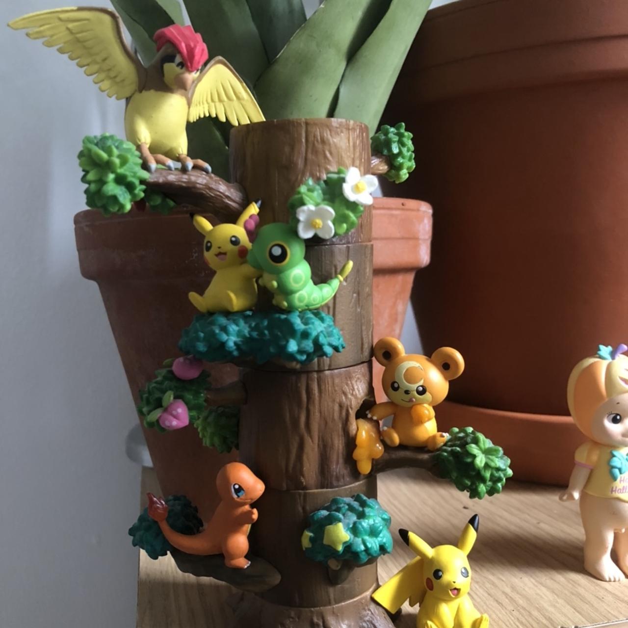Pokémon treehouse figurine Four layers (can Depop