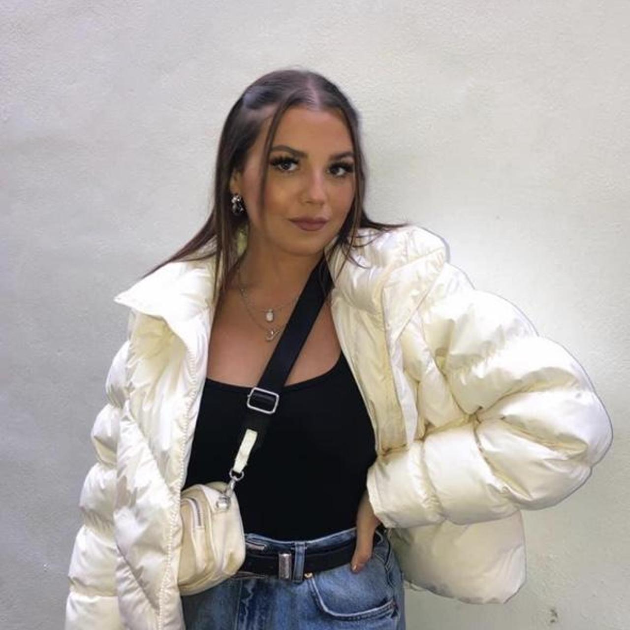 nike cream high neck puffer jacket