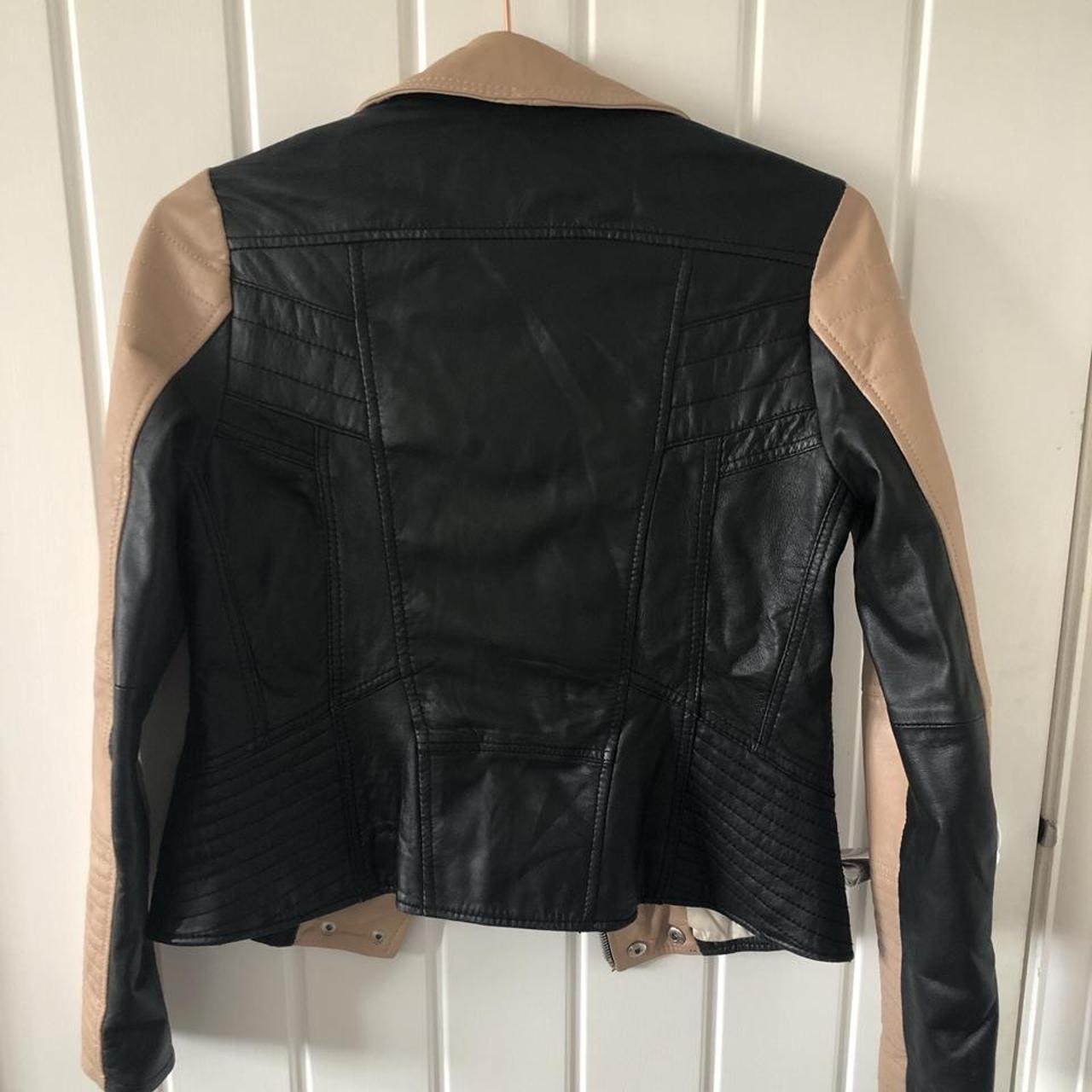 River Island Women's Jacket | Depop