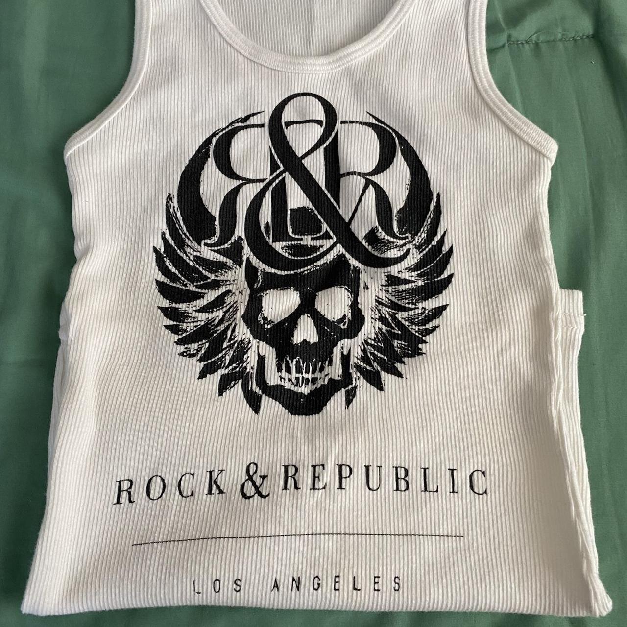 Rock and Republic Women's T-shirt (2)