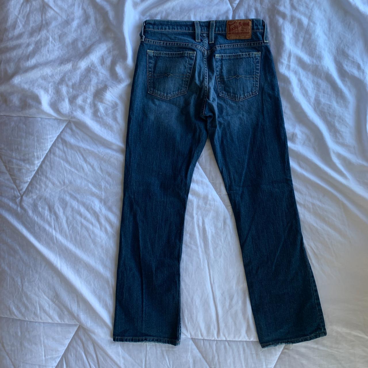 Lucky Brand Women's Blue and Navy Jeans | Depop