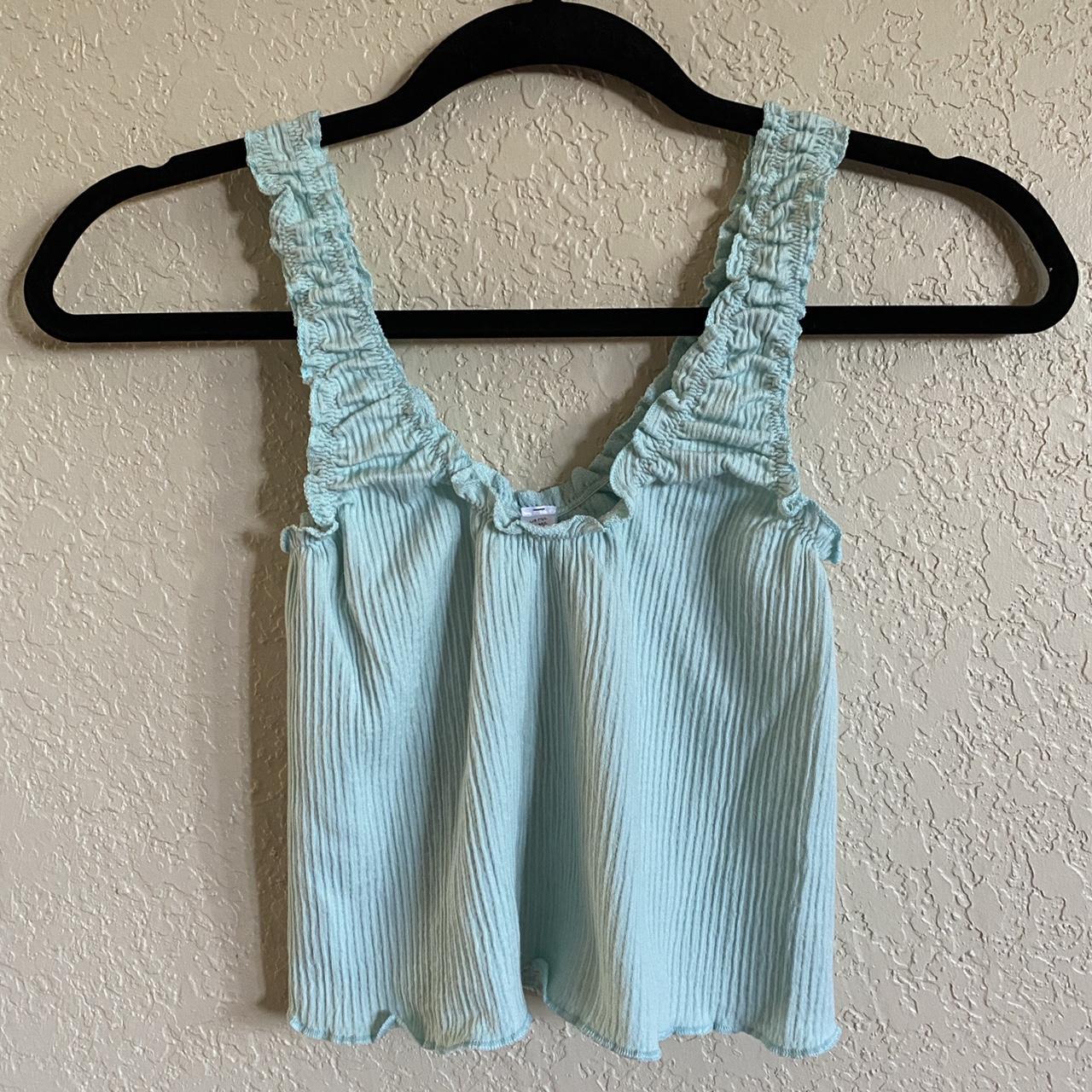 NWT UO ruched cropped tank. runs slightly small. - Depop