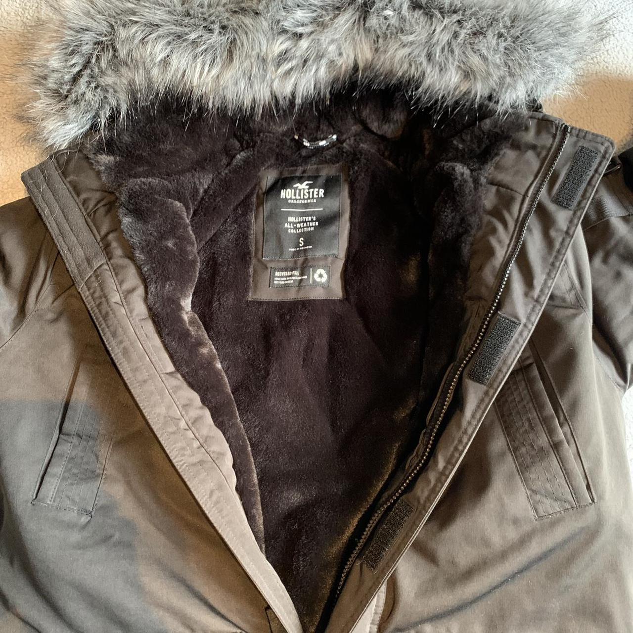 Hollister men's outlet coat