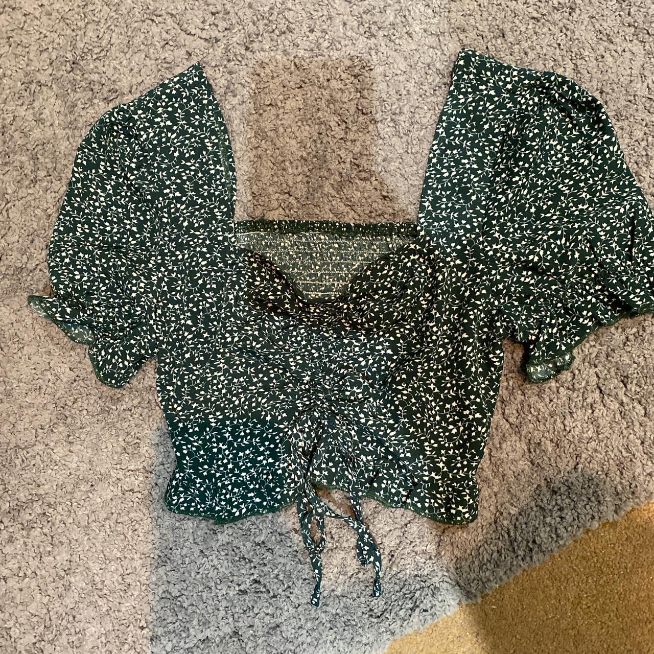 Green Floral Print Crop Top With Ruched Tie Front Depop 9590