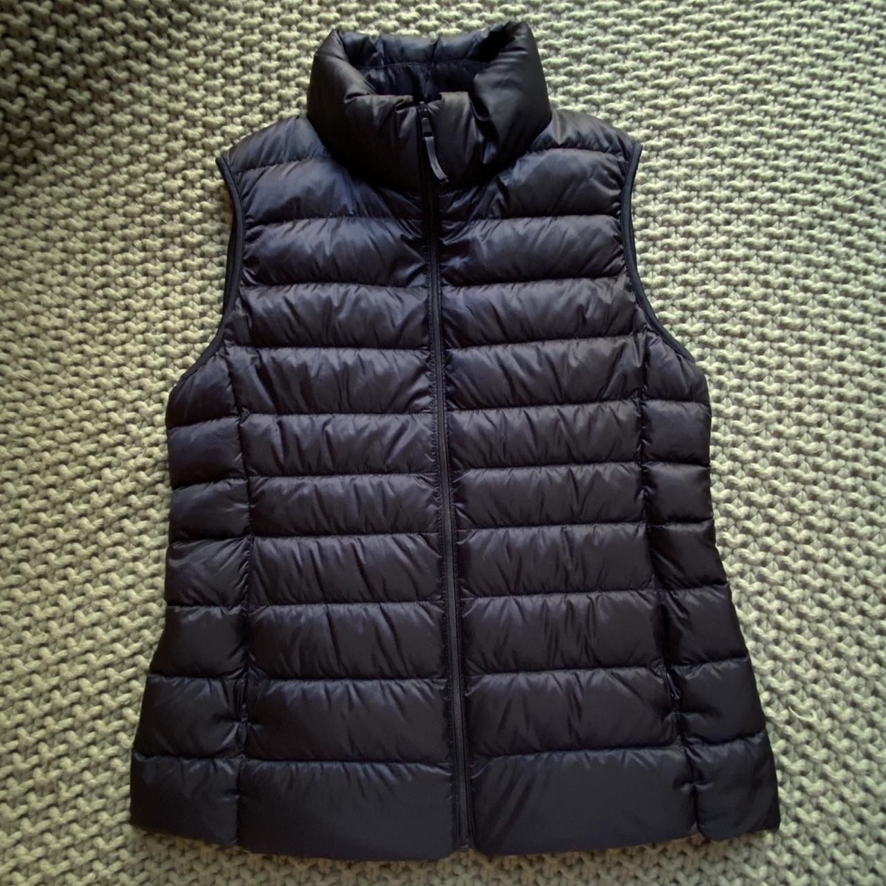 UNIQLO Women's Gilet | Depop