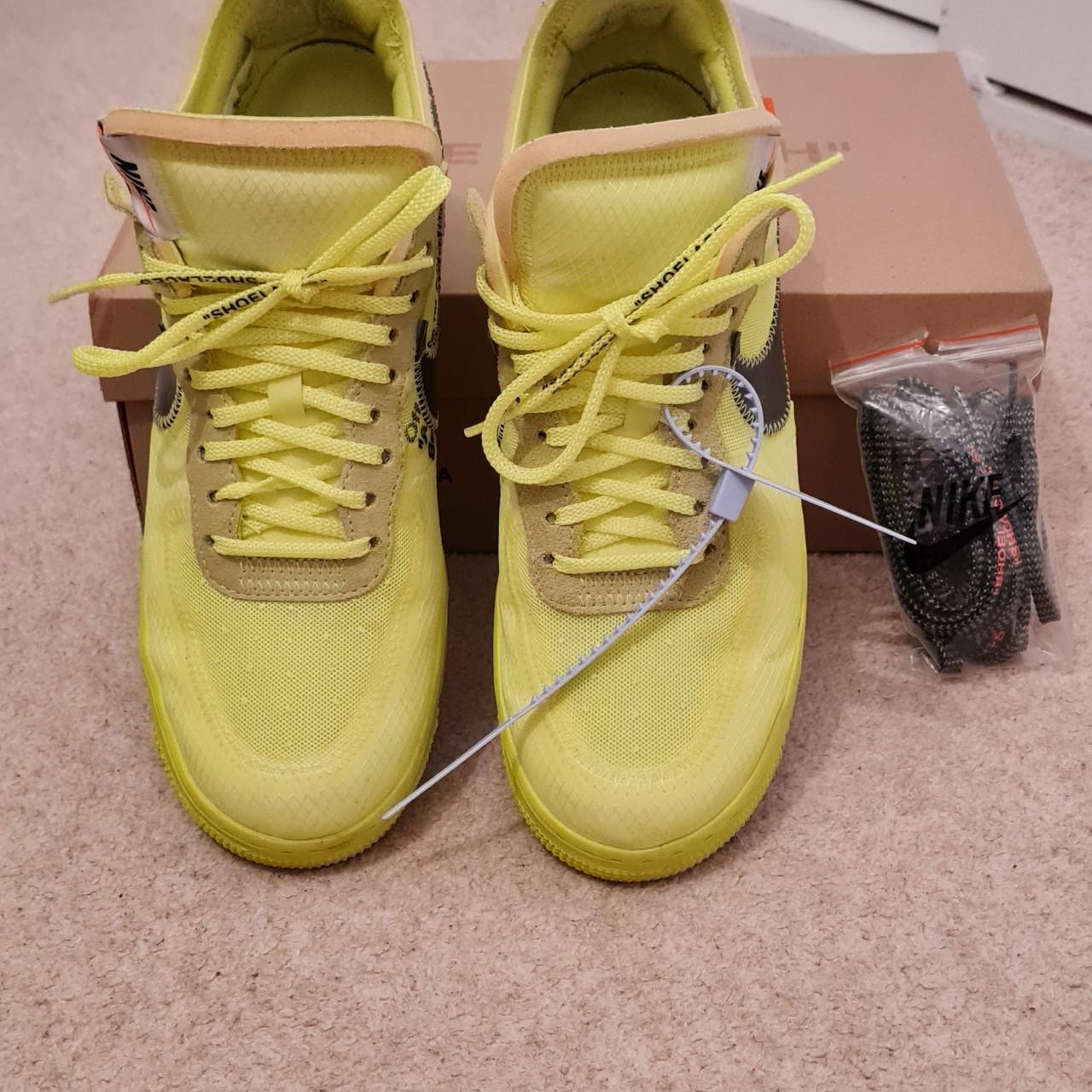 Off-White Men's Yellow and Green | Depop