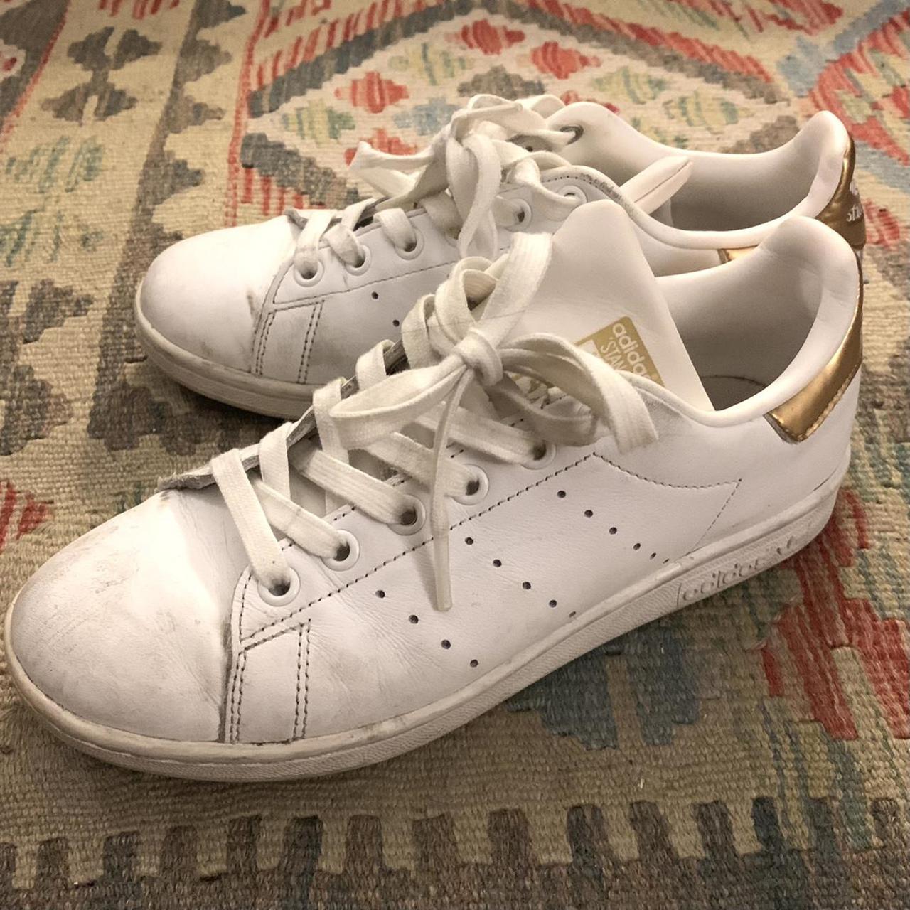 Adidas Women's White and Gold Trainers | Depop