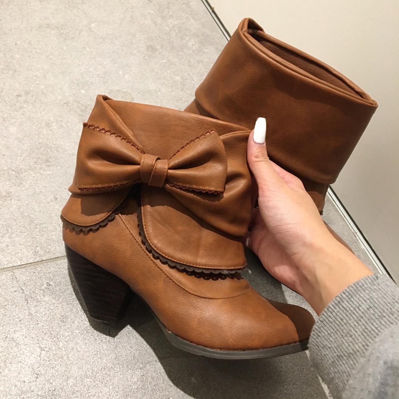 Bow hot sale ankle boots