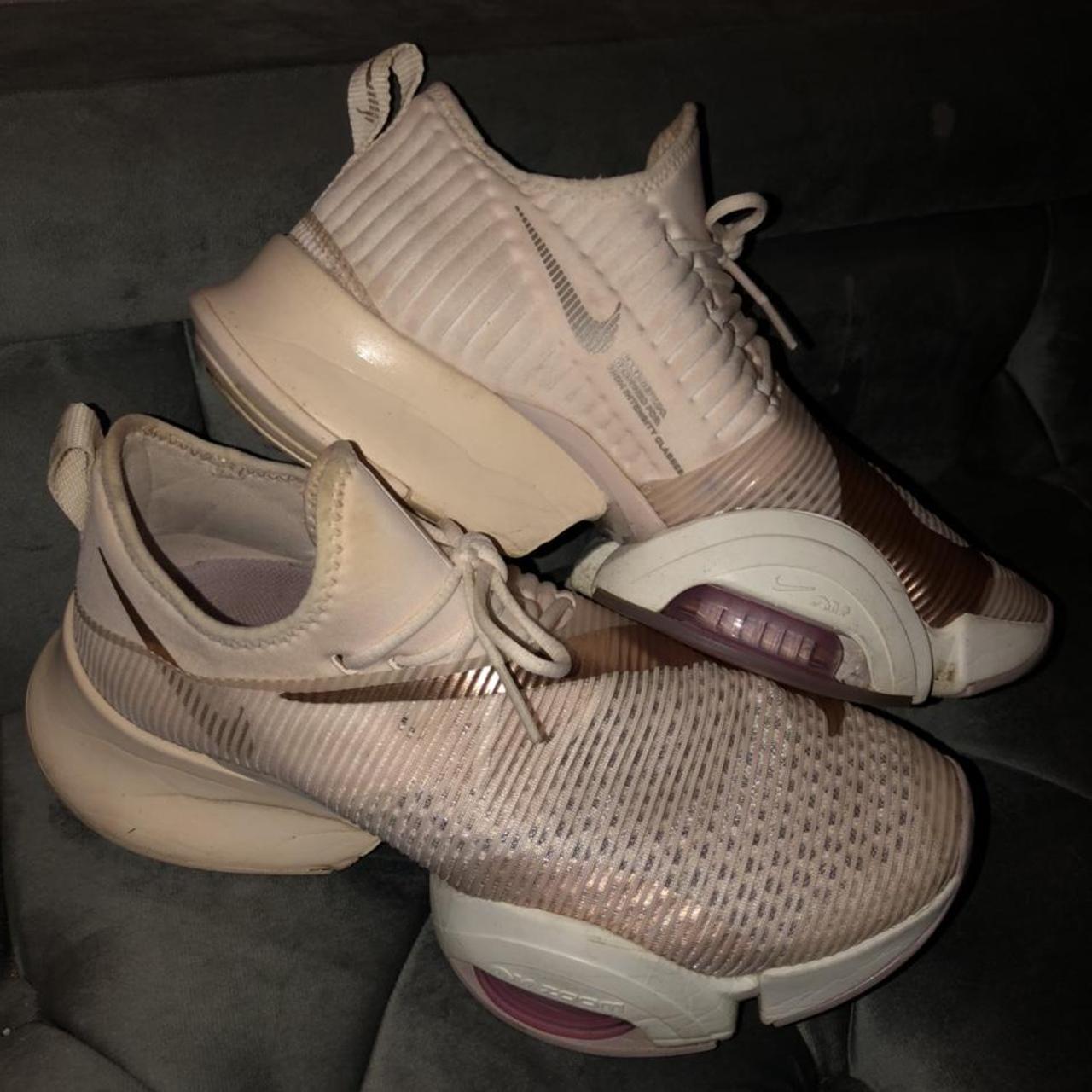 pink nike air zoom superrep