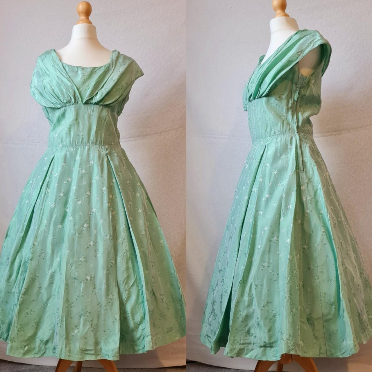 A beautiful 1950s evening/prom dress made from a... - Depop