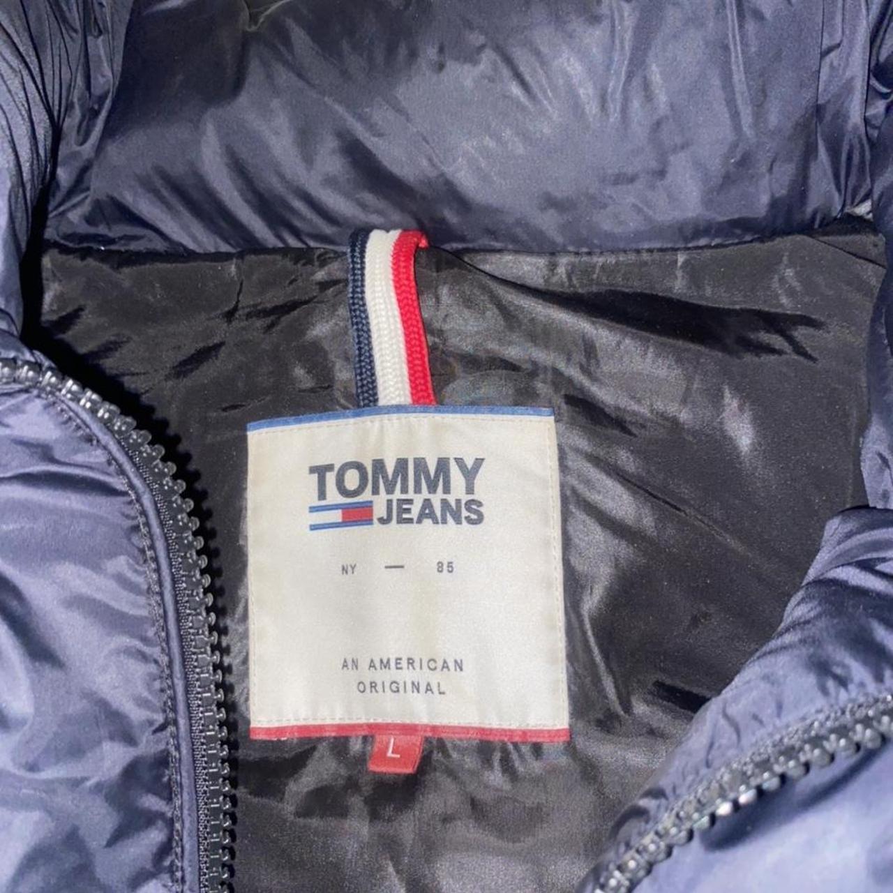 Tommy Hilfiger black puffer coat Size large Small... - Depop