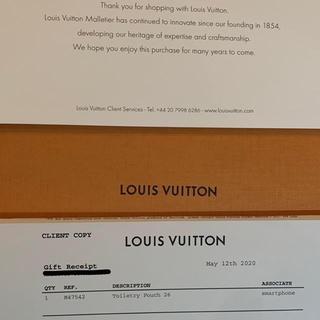 Lv hat comes with box and receipt anymore questions ask - Depop