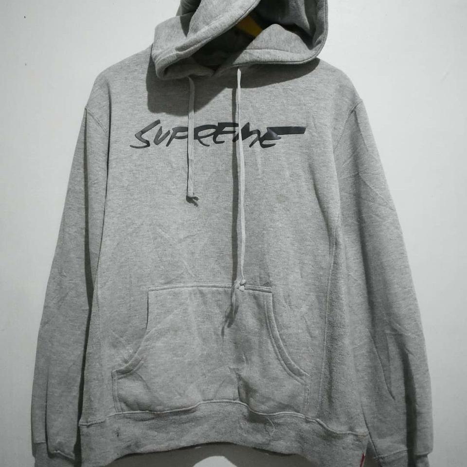 READY STOCK Hoodie Supreme x Futura SIZE : M PxL :... - Depop