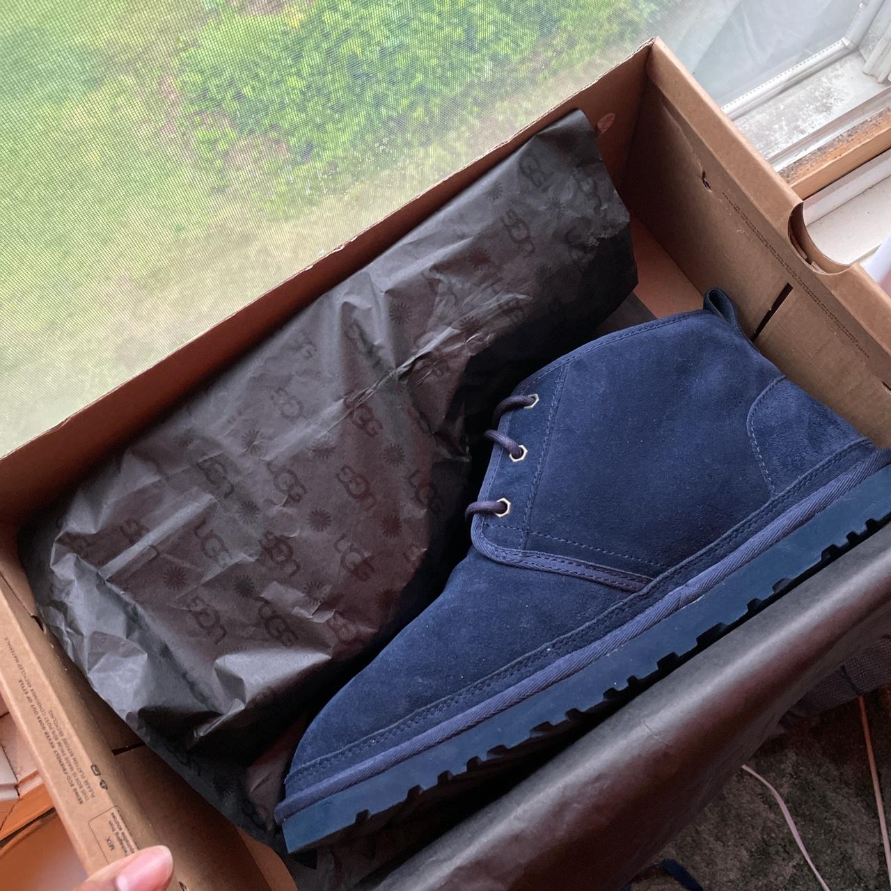 Navy blue hot sale men uggs