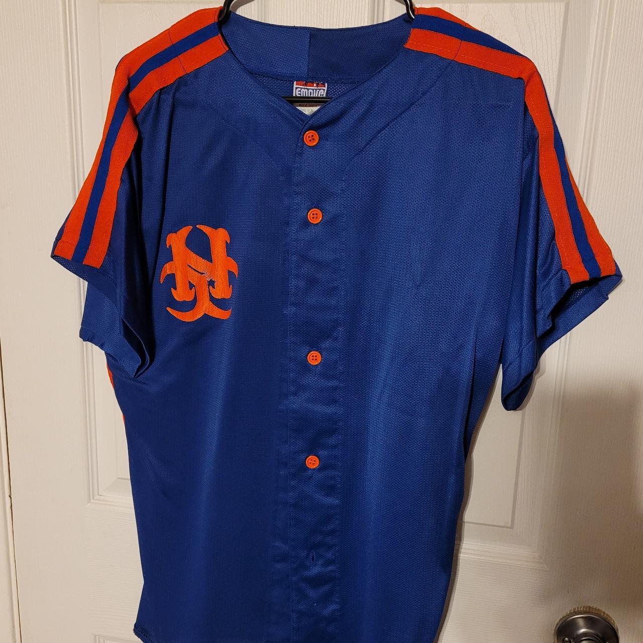 Vintage baseball jersey fits a size medium to large - Depop