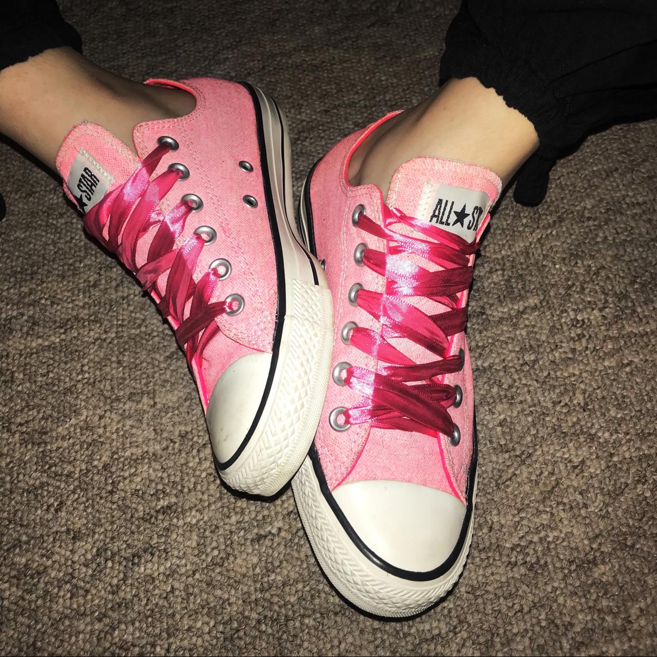 Pink converse on sale size 6