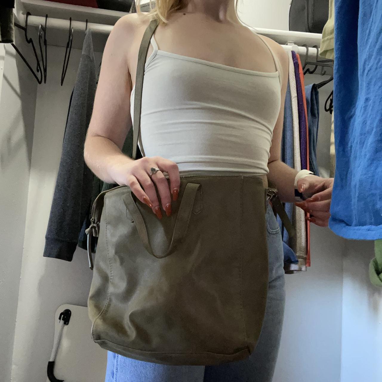Urban Outfitters Khaki and Green (2)