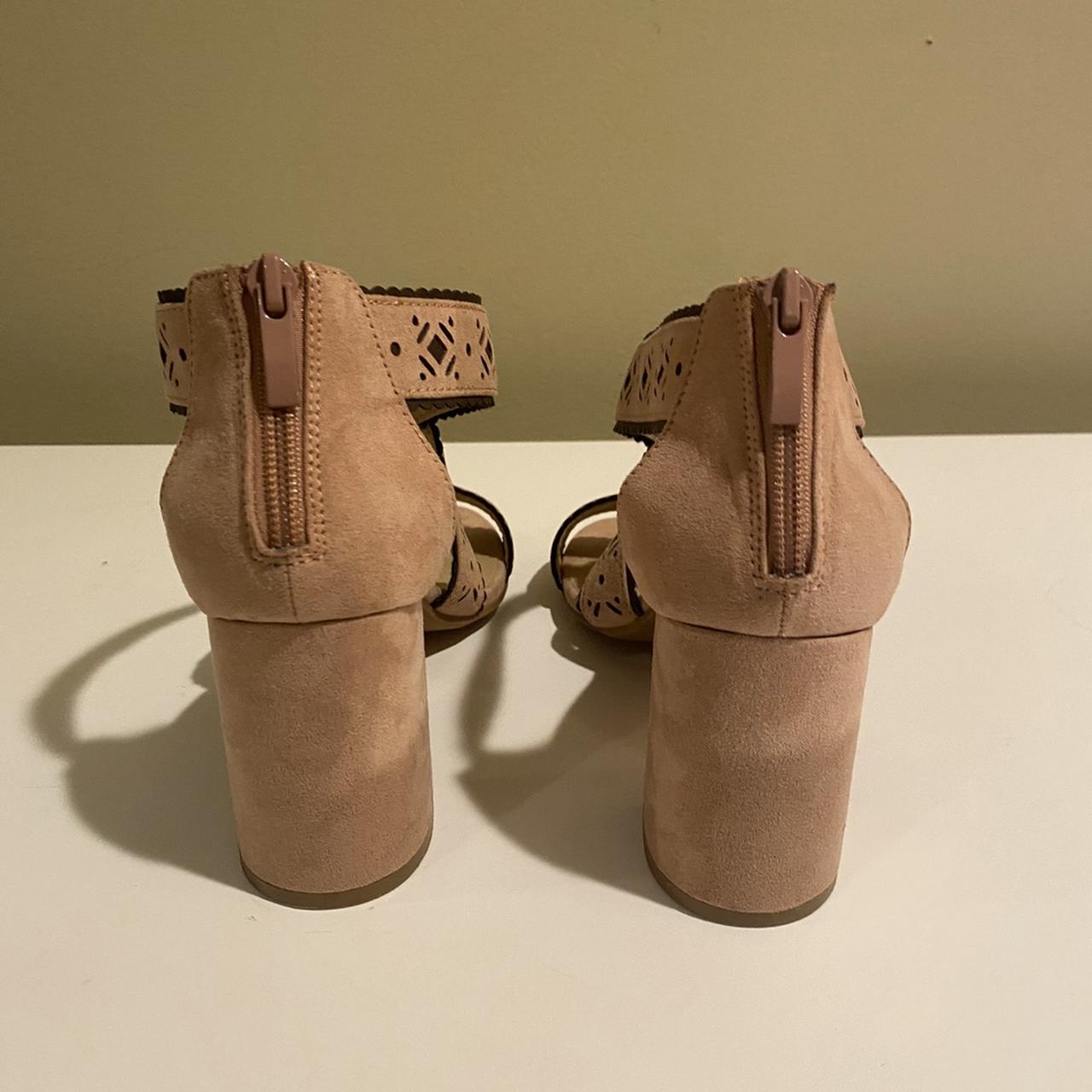 Chinese Laundry Women's Pink and Tan Courts | Depop