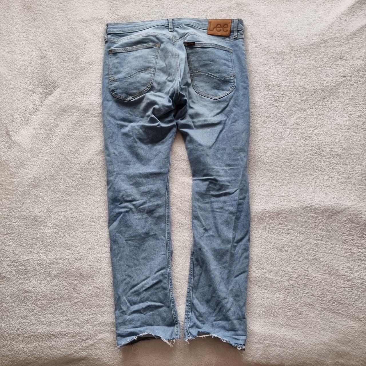 Lee Men's Blue and Navy Jeans | Depop