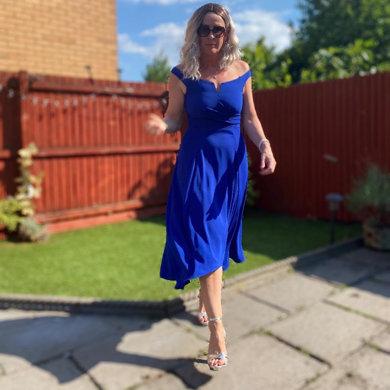 Royal blue dress on sale with red heels