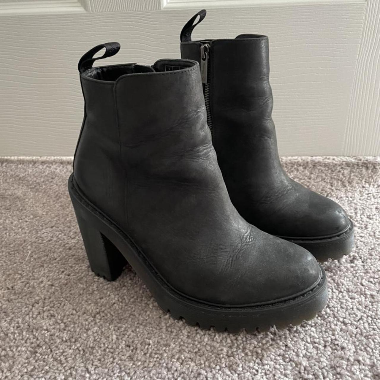 Magdalena 2 dr on sale martens