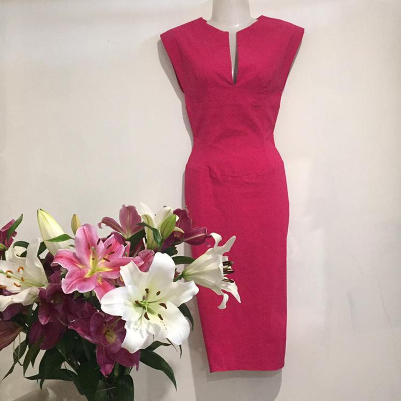 Product Image 1 - Pink fitted wiggle/pencil dress with