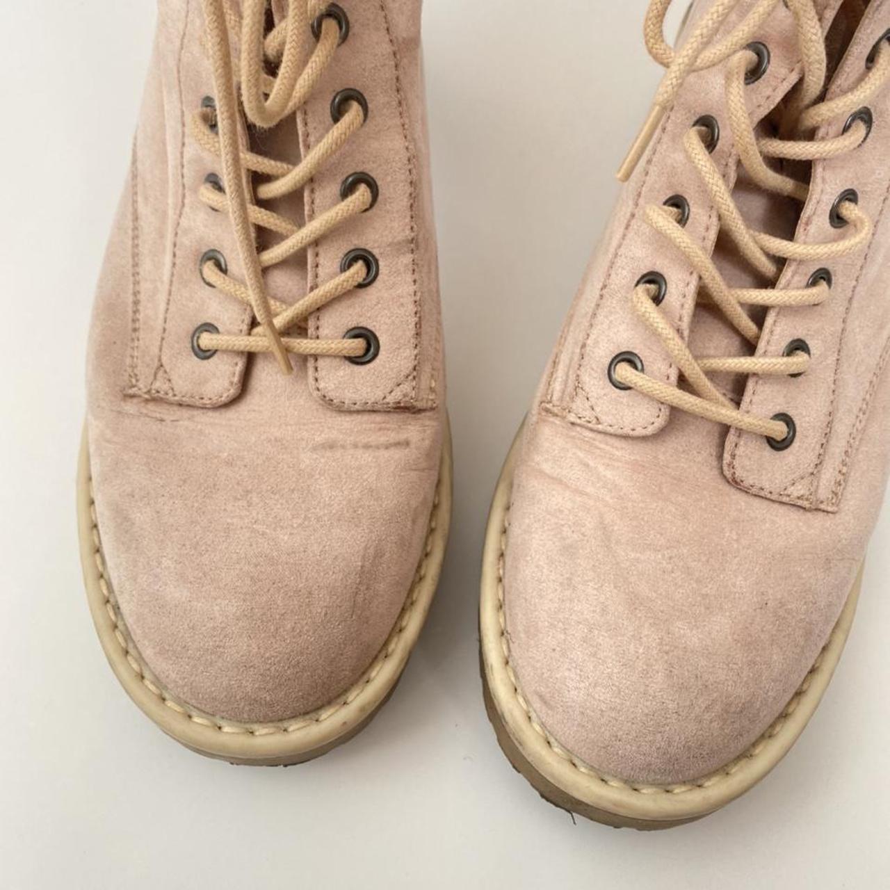Baby Pink Combat Boots 💕 D E T A I L S size US 40... Depop