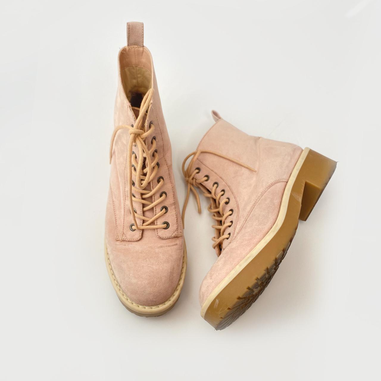 Baby Pink Combat Boots 💕 D E T A I L S size US 40... Depop