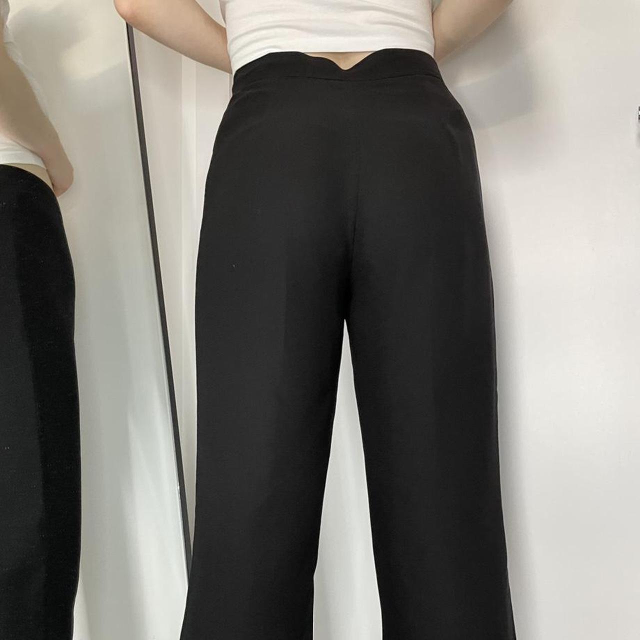 Product Image 3 - Petite black trousers

In excellent vintage