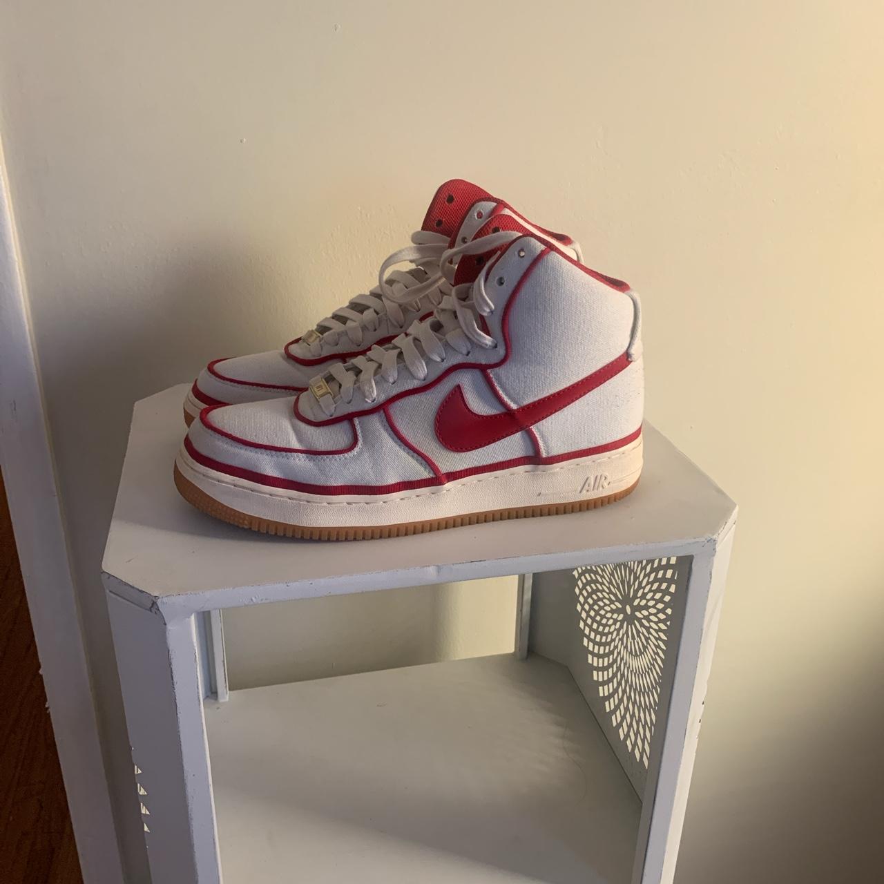 Men's White and Red Trainers | Depop