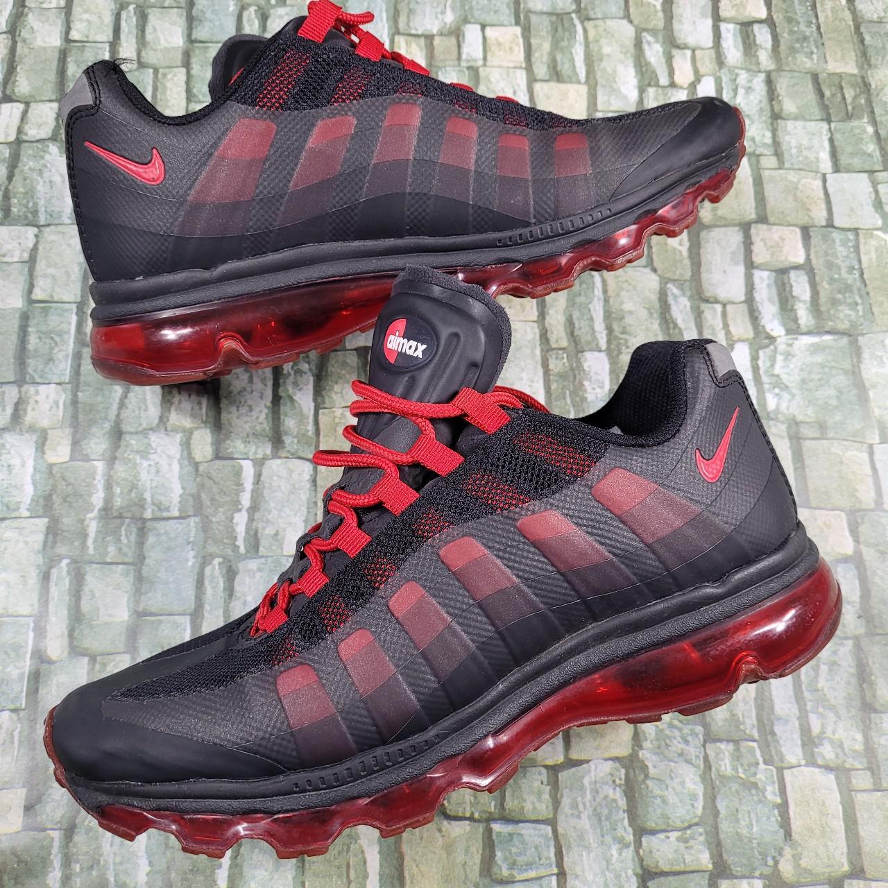 red and black air max 95 360