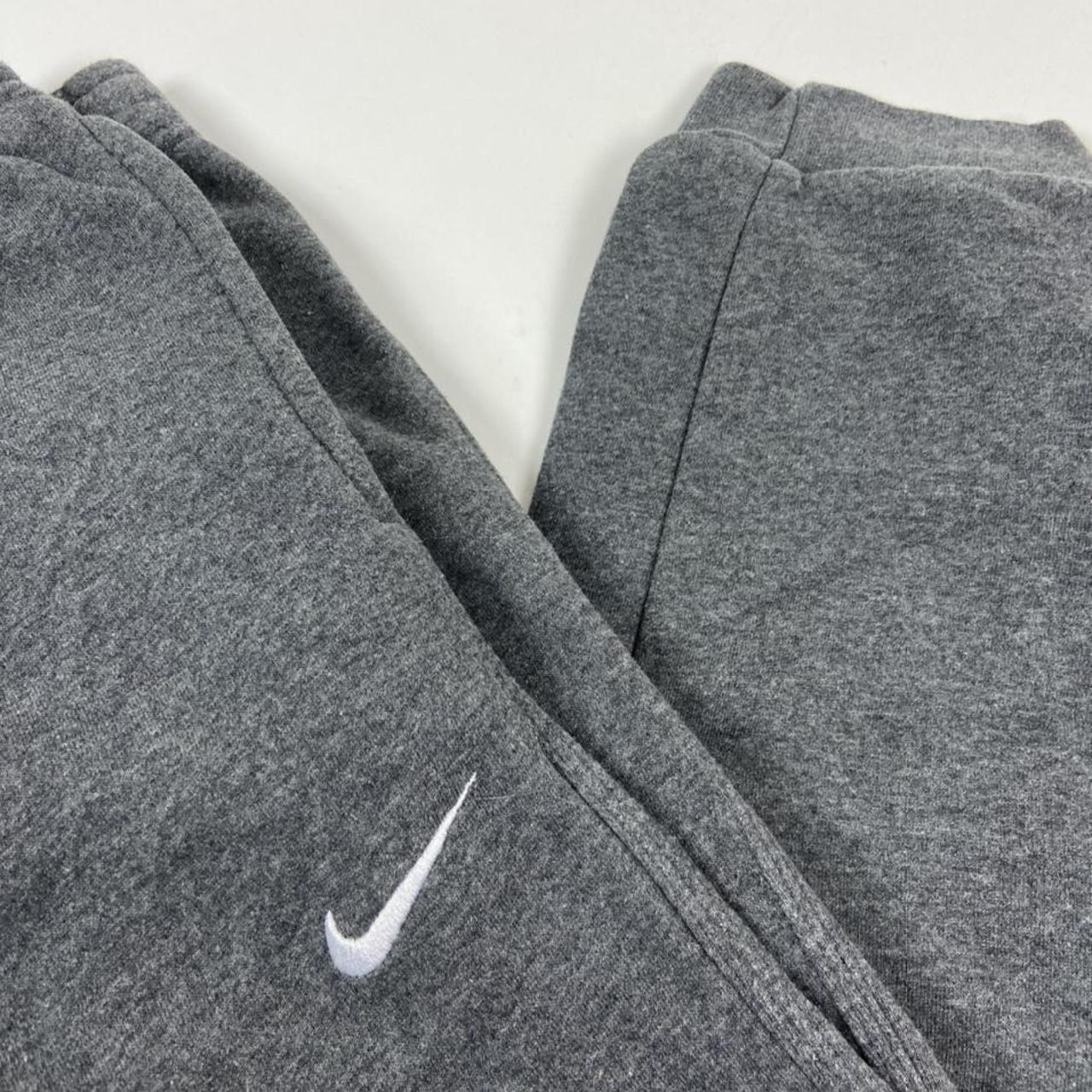 nike cuffed joggers men