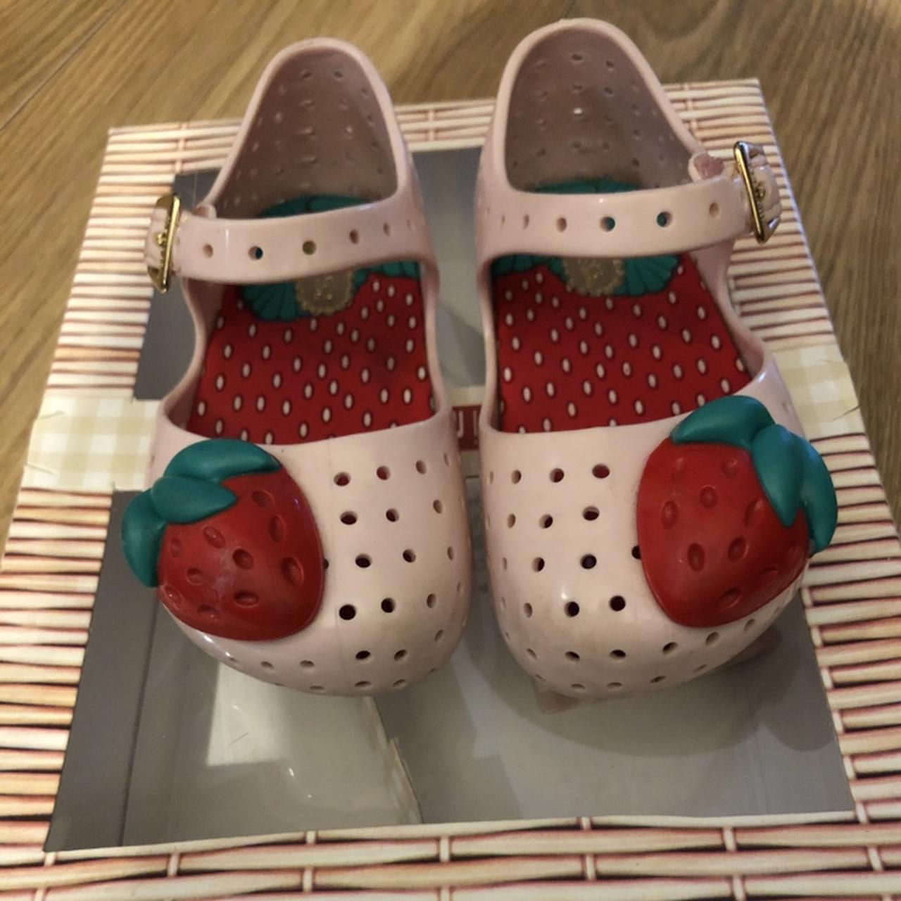 Mini melissa hot sale strawberry shoes