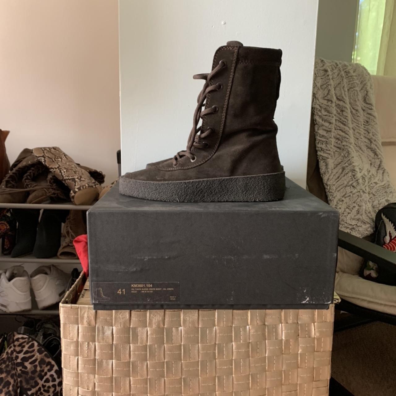 YEEZY SEASON 4 crepe boots, Authentic , Comes with