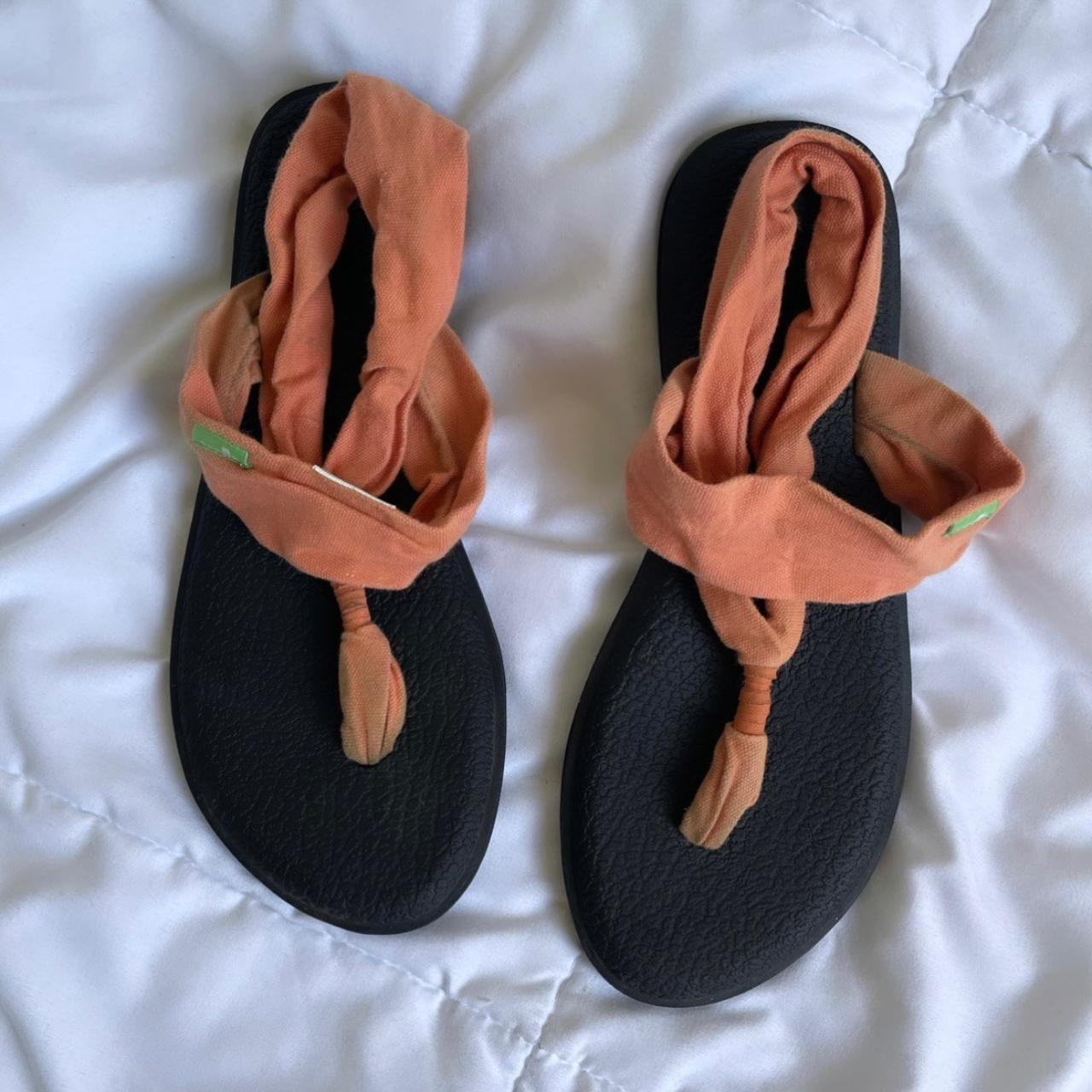 New Sanuk Yoga Sling Leopard sandals, size 6, new - Depop