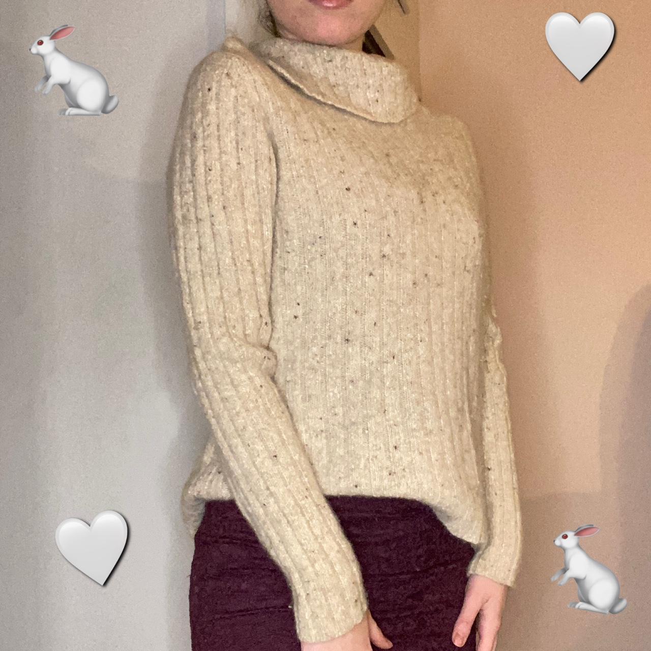 Cole Women's Cream Jumper Depop