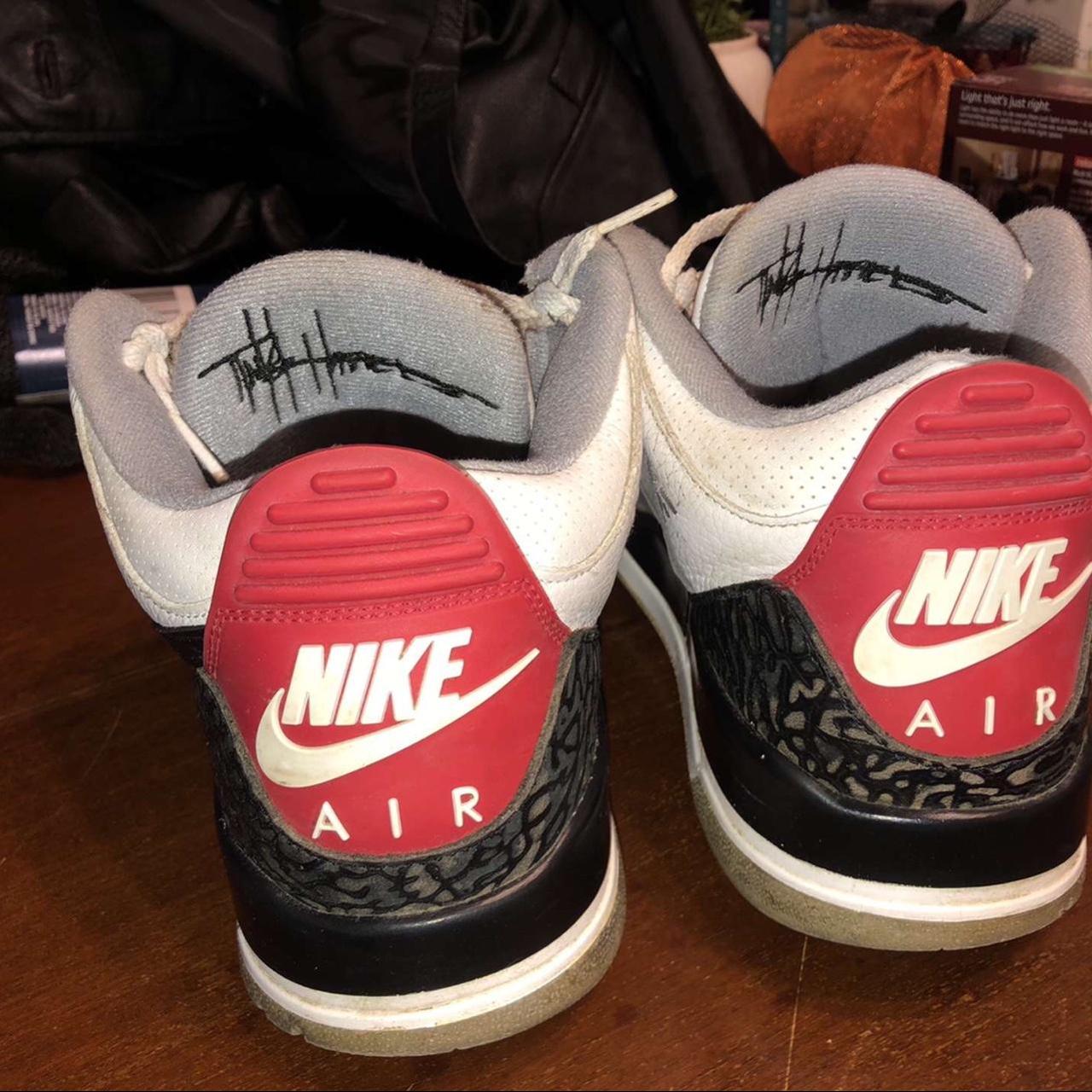 jordan retro 1 satin red