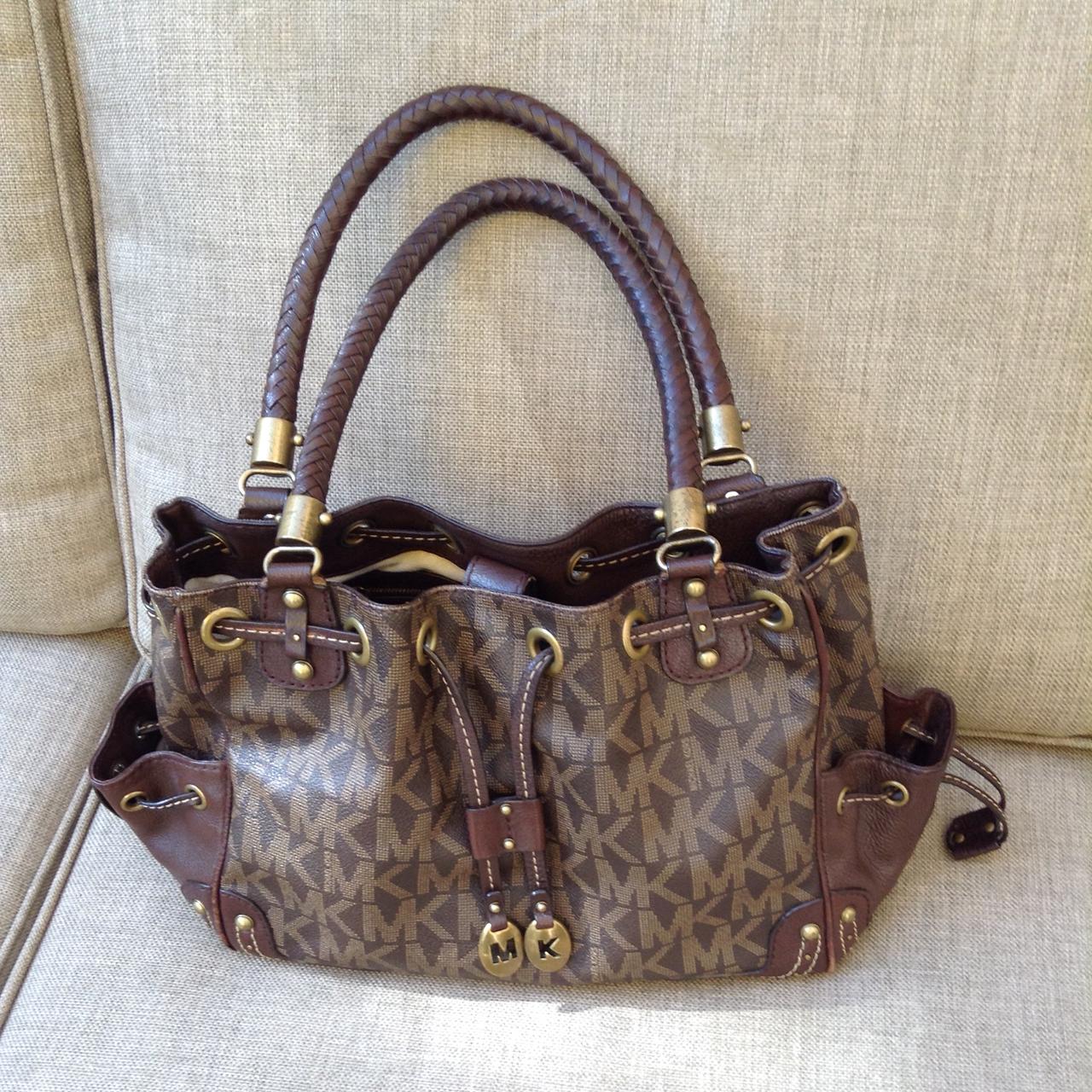 How to clean inside lining of michael kors bag hot sale