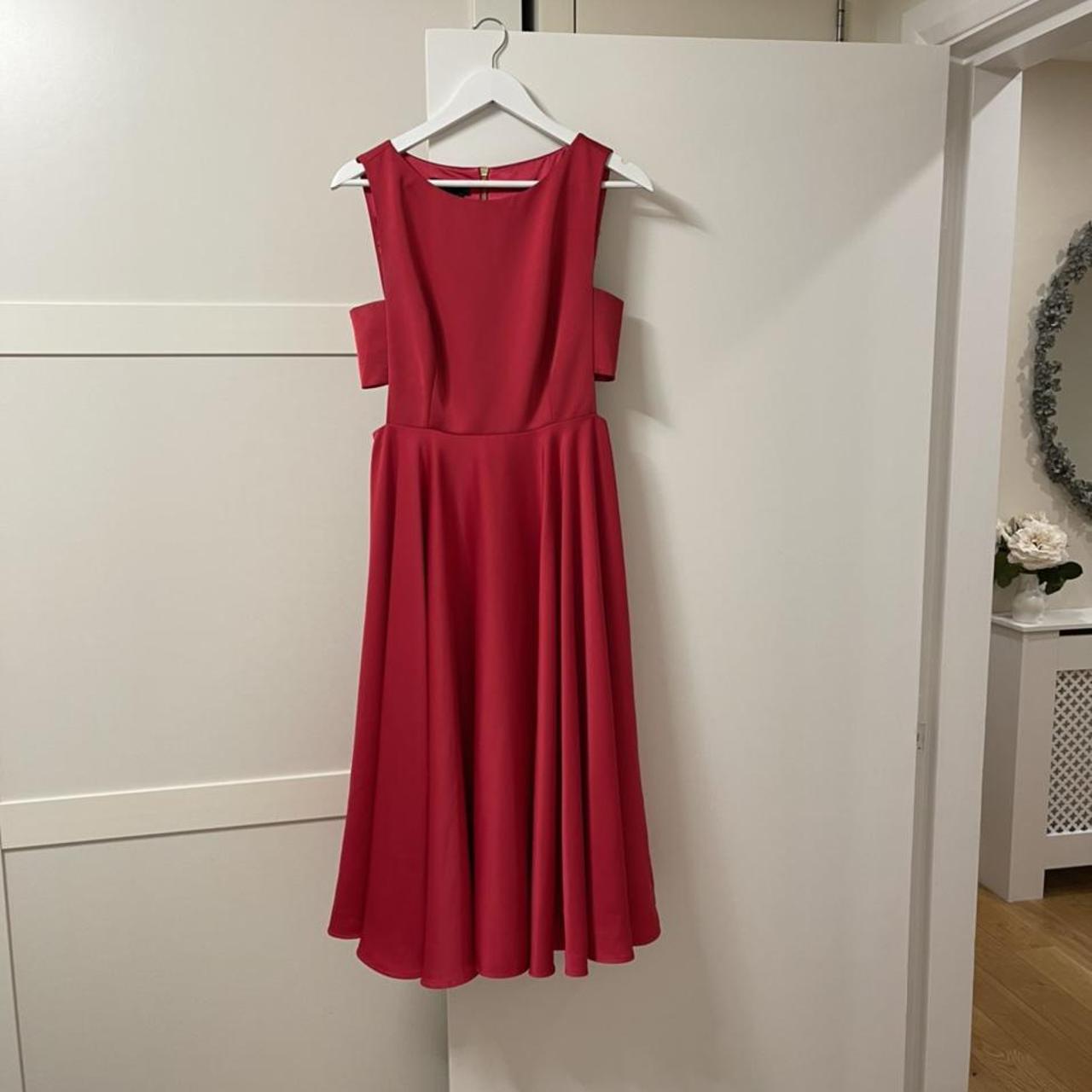 Absolutely stunning Ted Baker Dress in size 3 (ML)... Depop