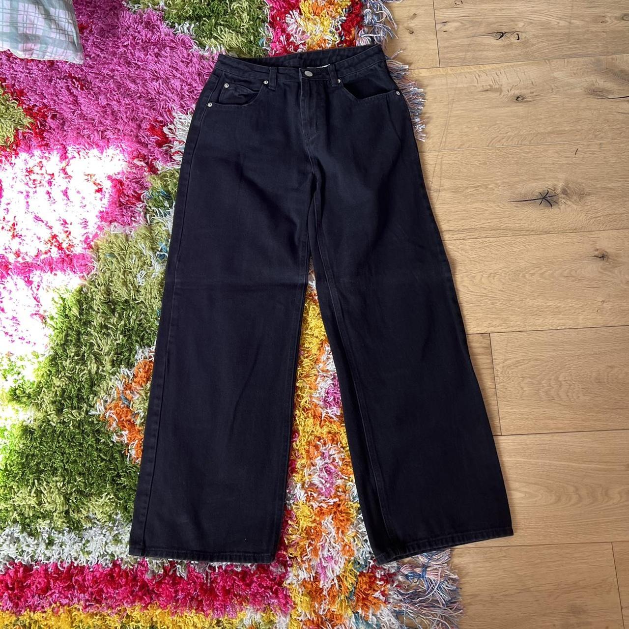 UNIF FLARE LOW WAISTED PANTS! Brand new! No flaws!