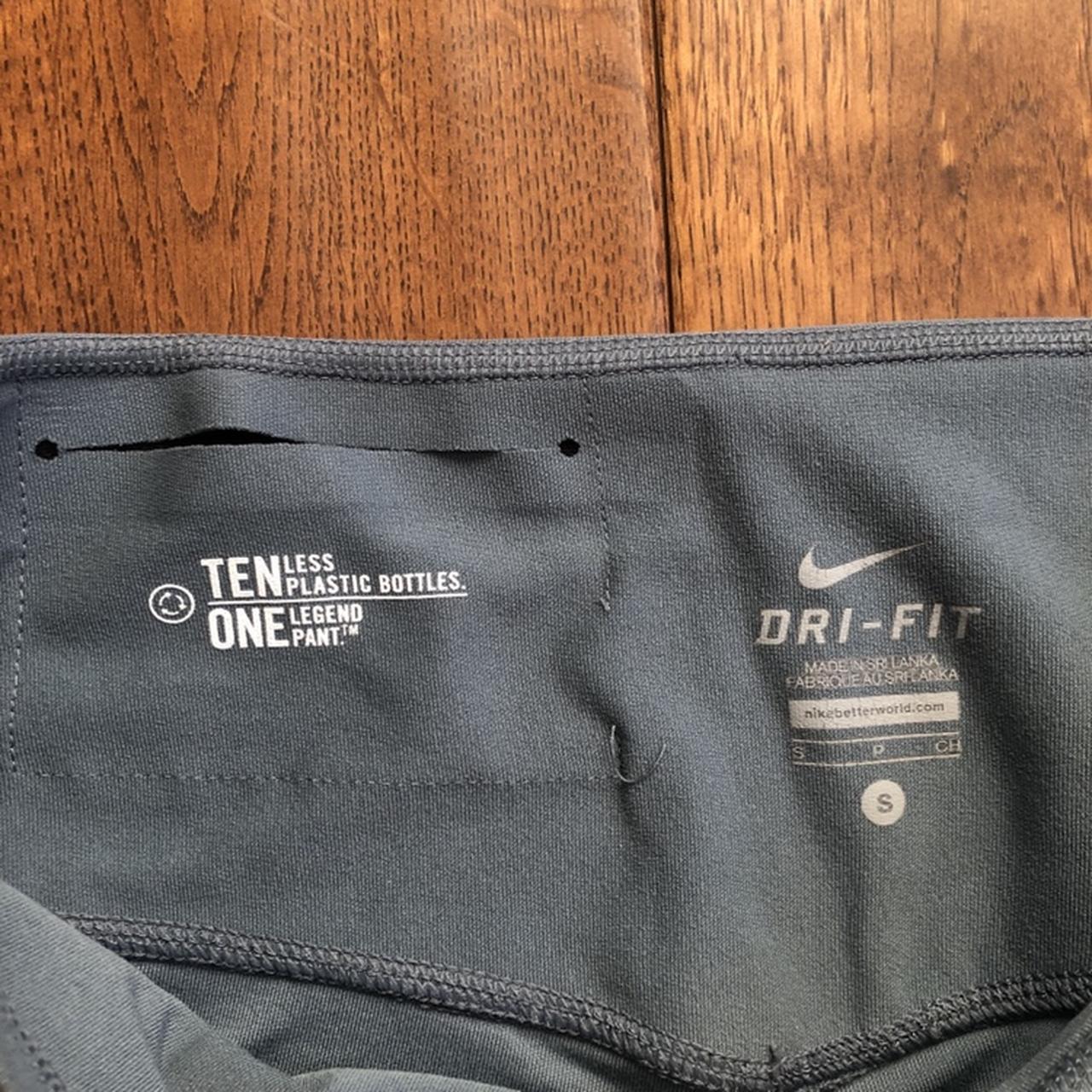 Flattering grey mid calf leggings from Nike with - Depop